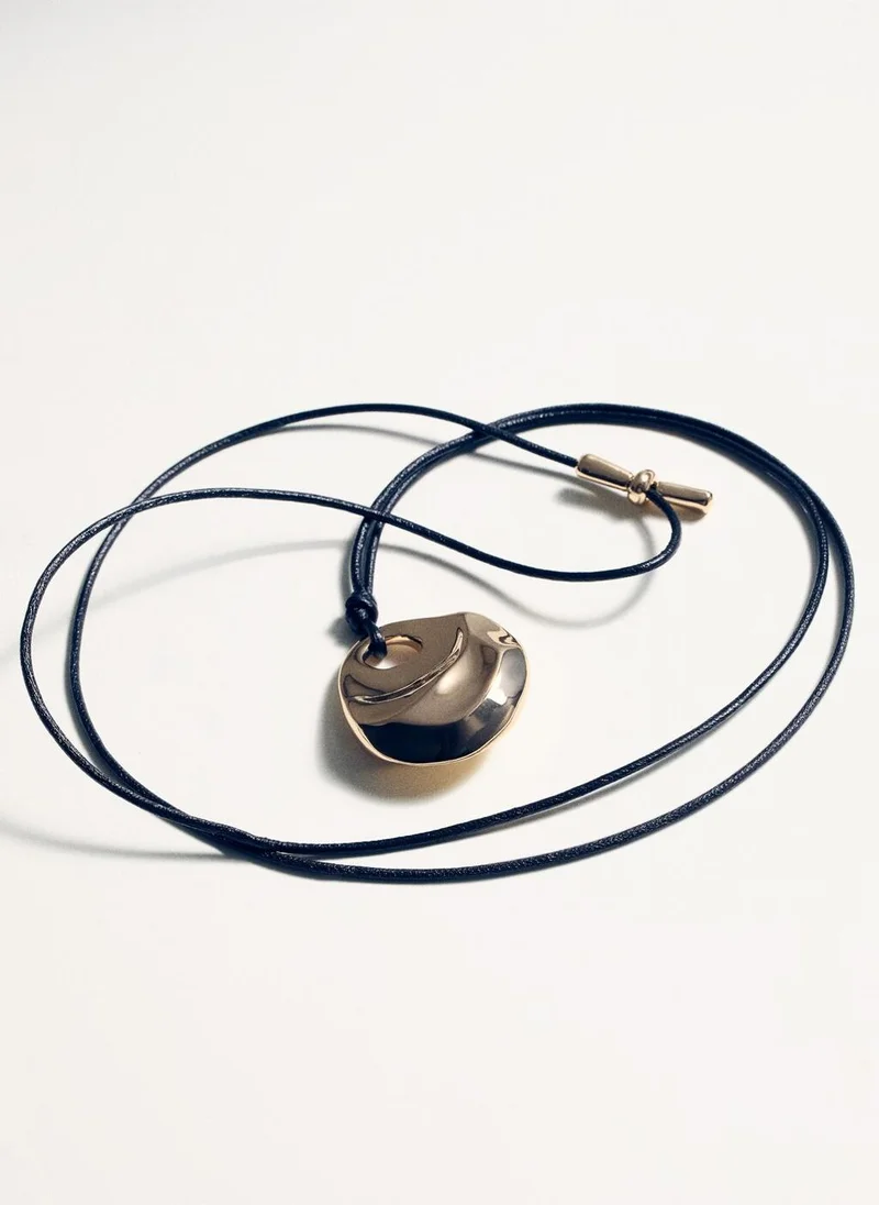 MANGO Metal pendant necklace